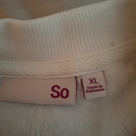 SO Women's Cream, Tan, And Gray Super Soft Oversized Casual Sweatshirt - Picture 4 of 7